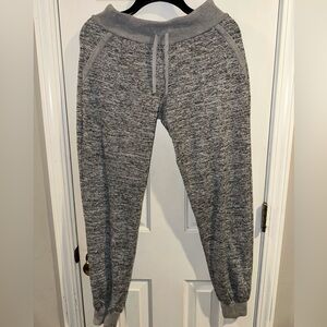 Athleta Heather Gray Taper Joggers Sweats Lounge Pants - Size Small - Soft